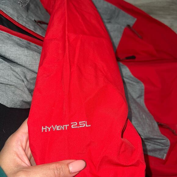 The North Face Red Grey HyVent 2.5 Windbreaker Large Men - Picture 3 of 7